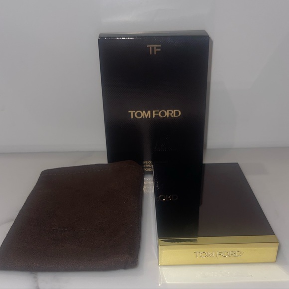 Tom Ford eye color quad in 04 Honeymoon - Picture 2 of 10